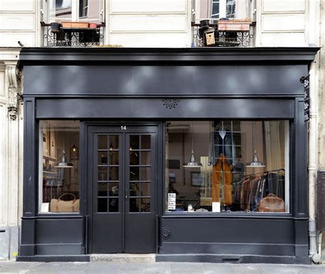 Shop & Collect at Paris